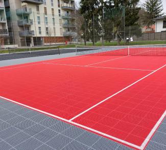 Tennisplatz