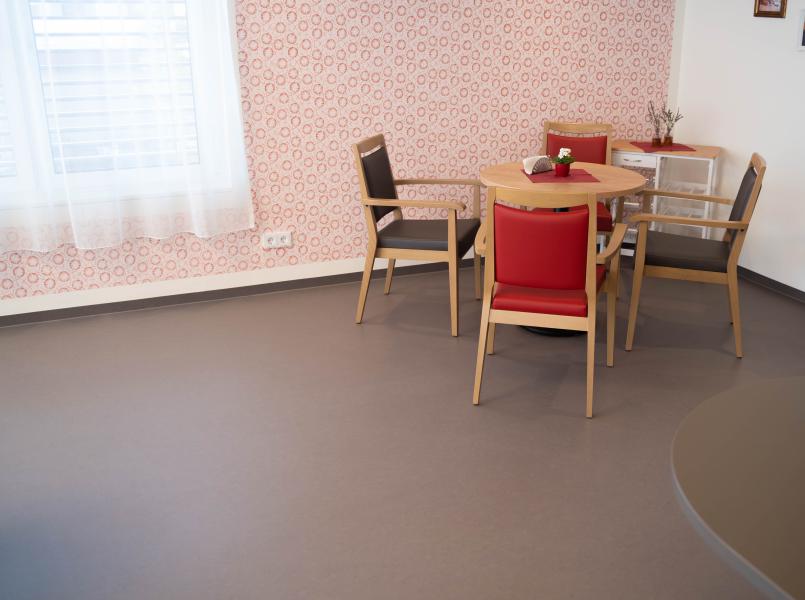 fruehstuecksecke_gerflor_bertha_von_suttner_haus_schwanenstadt