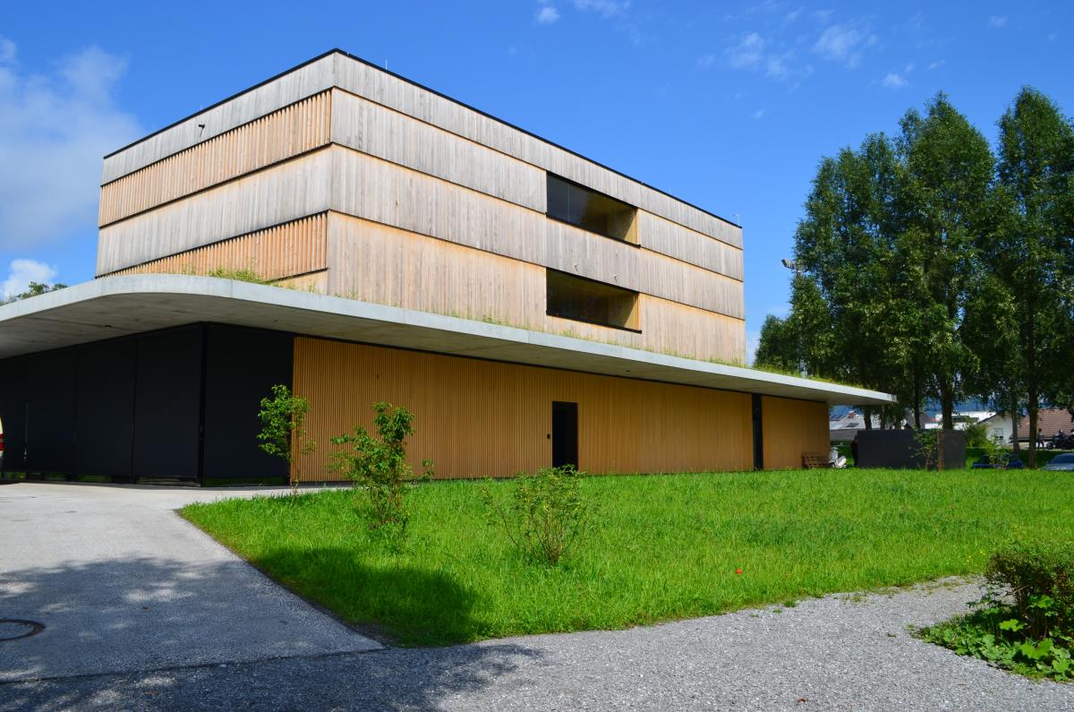 Sportgebäude Wiesenrain Außenansicht